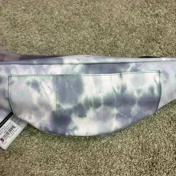 Petunia Pickle Bottom All Around Belt Bag Smoke Swirl Tie Dye New With Tags - Picture 6 of 7